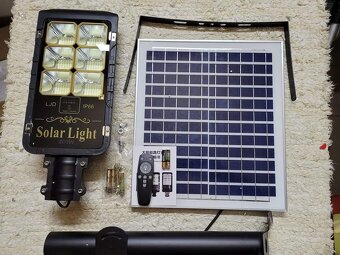 Solarna led lampa s oddeleným panelom 300w + príslušenstvo - 2