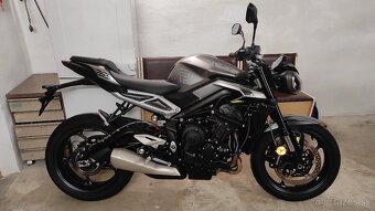 Triumph Street Triple 765 R - 2023 - 2