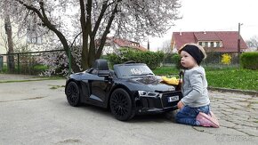 elektricke auticko Audi R8 - 2