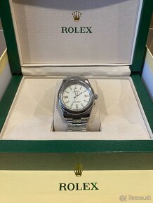 Rolex Oyster Perpetual - 2