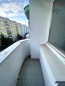 Prenajom bytu (garsónka) 22 m2, Bratislava - Ružinov - 2