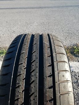 235/45 r17 - 2