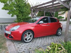 Alfa Romeo Giulietta  -  QV Line  -  2.0 JTDM-2 - 2