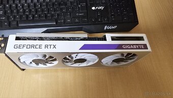 Gigabyte RTX 3060 Ti Vision OC - 2