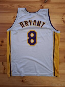 Kobe Bryant dres - 2