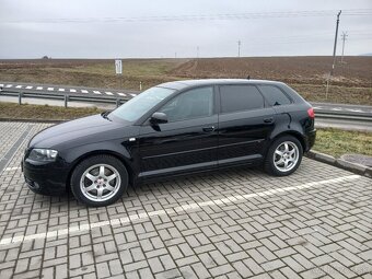 Audi A3 Sportback 2.0TDI 125kw S-Line - 2