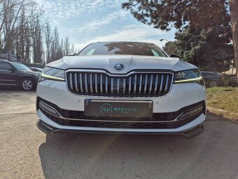 Predám  Škoda Superb Combi 2.0 TDI SCR Live DSG - 2