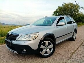 Skoda Octavia Scout 2.0 TDI 4x4  NAVI XENON - 2