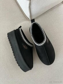 Ugg Tazz zimné jesenné šľapky - čižmy - topánky  čierne - 2