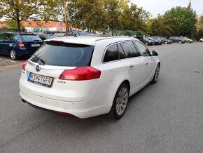 Opel Insignia 2.0 118kw poškodené rameno - 2