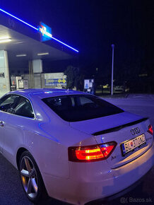 AUDI A5 S5 RS5 B8 B8 5 spoiler kridlo lipko na kufor - 2