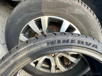 MINERVA FROSTRACK UHP 235/35 R20 92W - 2