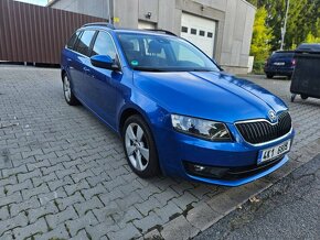 ŠKODA OCTAVIA COMBI 2.0 TDI / XENON / NAVI / LEHKÉ POŠKOZENÍ - 2