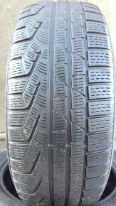 Predám 4-Zimné pneumatiky Pirelli Soto 255/55 R17 - 2