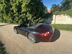 Porsche 911 Carrera s - 2