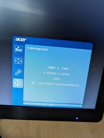 LCD monitor Acer a staré mobily - 2