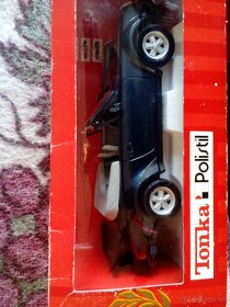 Predam auto zn Porsche Carrera 911  Pollistil  1:16 - 2