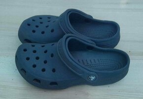 Crocs - 2