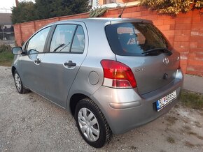 Toyota Yaris 1.0 - 2