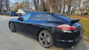 Porsche panamera 4s 294kw - 2