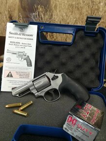 Revolver Smith&Wesson, model 66, 2,75" - 2