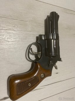 Revolver Taurus - 2