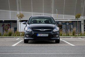 Hyundai i30 1.6 CRDi VGT Classic - 2