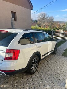 Škoda Octavia combi SCOUT 2.0 TDI 135KW  DSG - 2