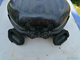 Suzuki GSX-R air box - 2