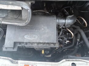 Predam motor a prevodovku na Ford Transit 2,2tdci 2010 - 2