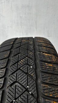 225/50R17 - 2