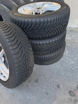 Elektrony Zimne komplety YOKOHAMA 215/55 R17 Škoda Karoq - 2