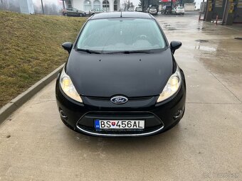 Ford Fiesta - 2