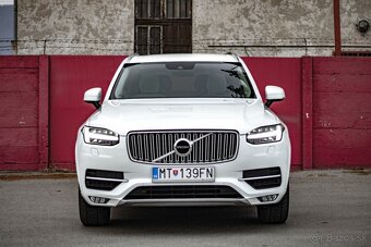 Volvo XC90 - 2