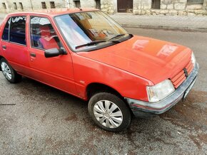 Peugeot 205d - 2