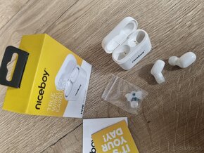 Bluetooth sluchadla NICEBOY HIVE PODSIE 2021 POLAR WHITE - 2