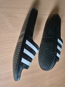 Adidas šlapky - 2