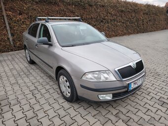 Škoda Octavia - 2