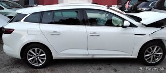 Renault Megane Grandtour 1.3 2018 predám BOČNÉ DVERE, ZADNE - 2