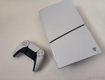 Playstation 5  Slim Digital Edition / ZÁRUKA 10/26 - 2