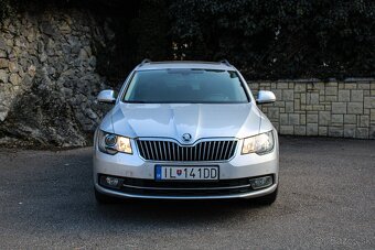 Škoda Superb Combi 2.0 TDI CR Elegance - 2