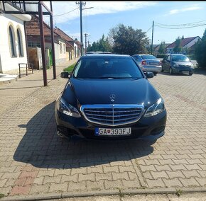 Mercedes E200 Bluetec - 2