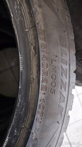 Blizzak 275/40 R22 - 2