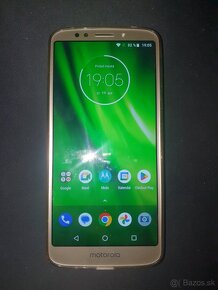 Predám  Motorola Moto G6 Play 32GB - Zlatá - 2