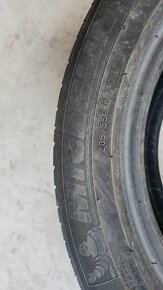 MICHELIN 205/55 R16 - 2