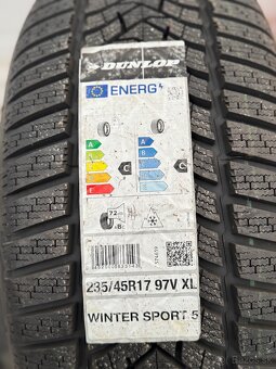 Dunlop 235/45 R17 97V XL - 2