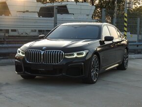 BMW 750Li - 2