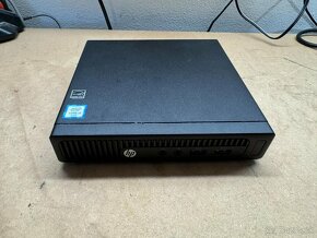 Predám pokazený minipočítač HP 260 G2 na náhradné diely. - 2