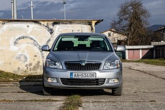 Škoda Octavia Combi 2.0 TDI 4x4 L&K DSG - 2