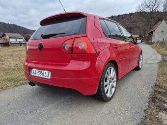 Golf mk5 gti - 2